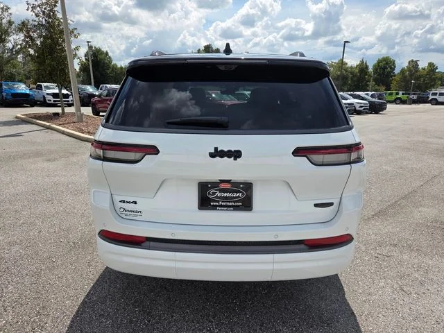 New 2027 Bright White Clearcoat Jeep Summit image 13