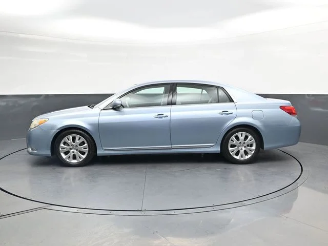 Used 2011 Blue Toyota Limited image 9