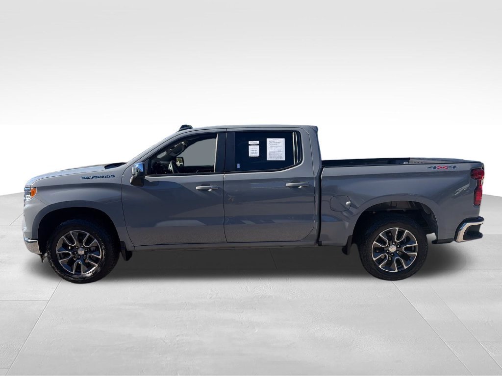 Used 2024 Gray Chevrolet LT image 2