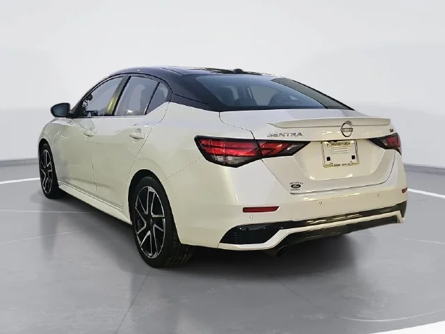 Used 2024 White Nissan SR image 5