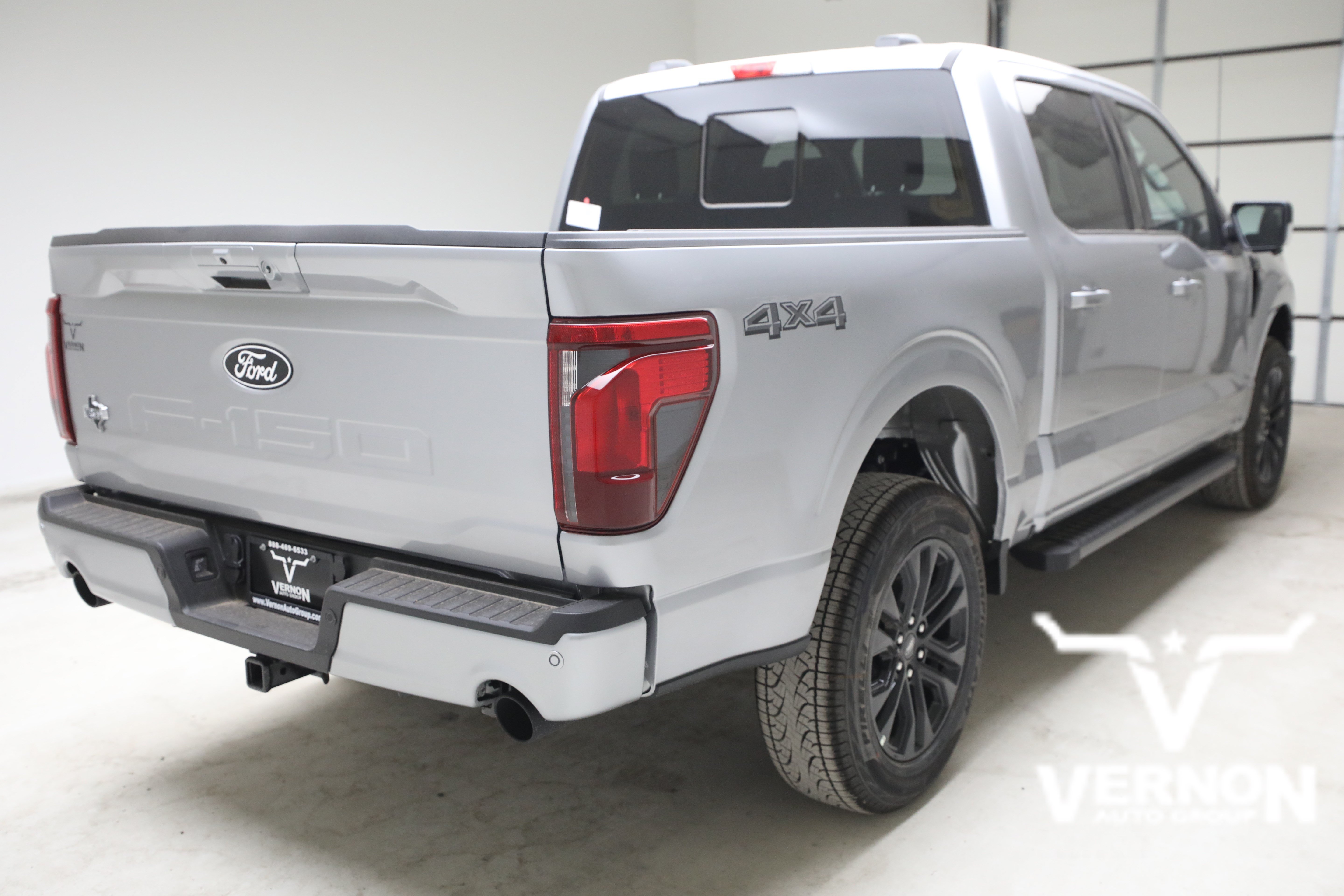 New 2026 Iconic Silver Metallic Ford  image 5