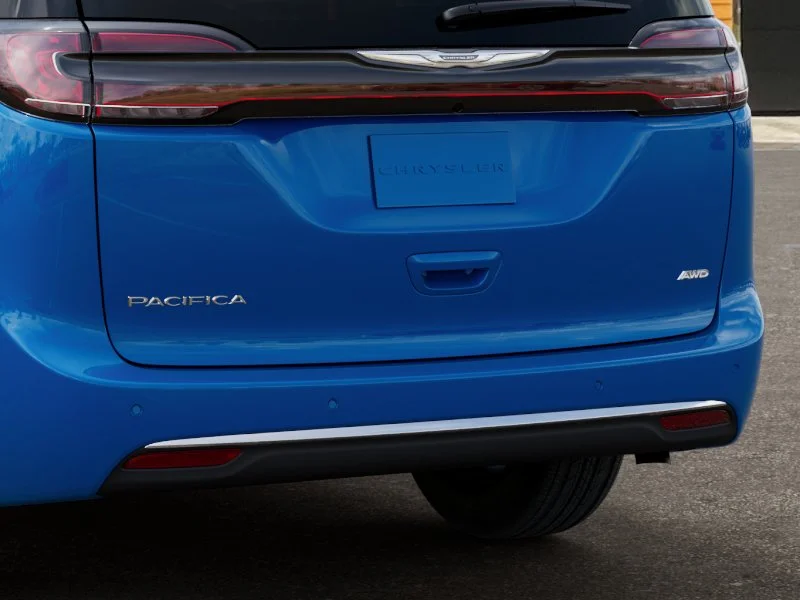 New 2026 Hydro Blue Pearl-Coat Exterior Paint Chrysler Select image 28