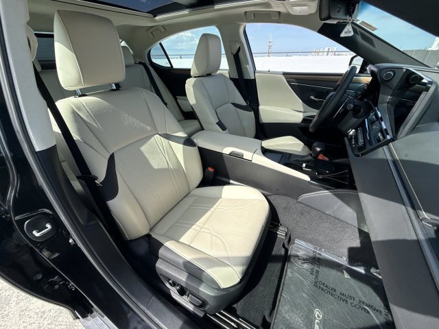 Certified Used 2025 Black Lexus 350 Luxury image 26