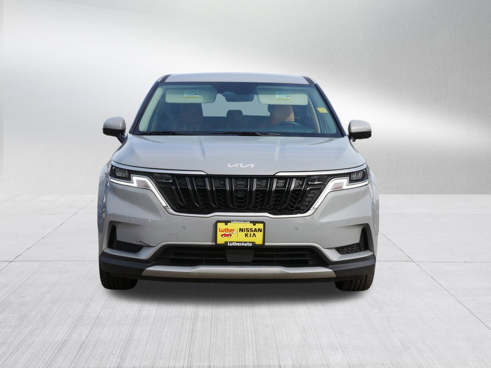 Used 2024 Kia Carnival EX with VIN KNDNC5H36R6431140 for sale in Inver Grove, Minnesota