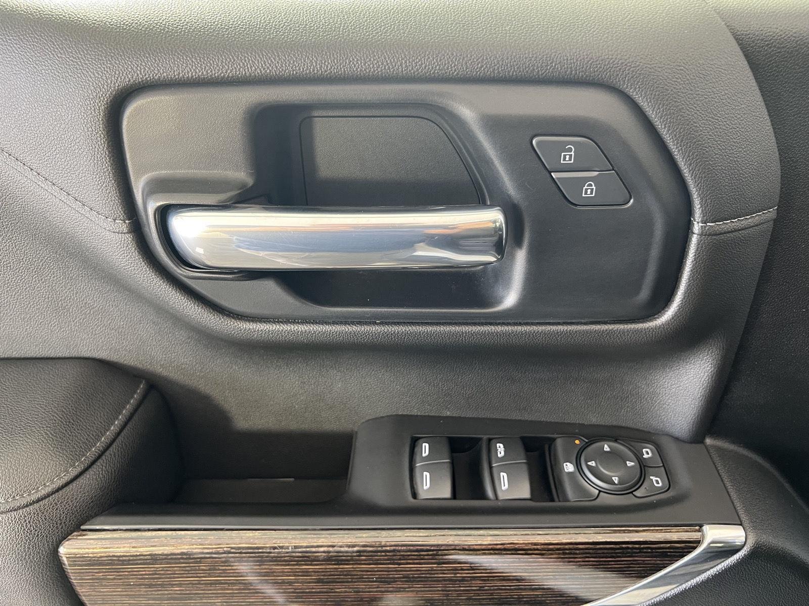Used 2021 Summit White GMC Elevation image 23