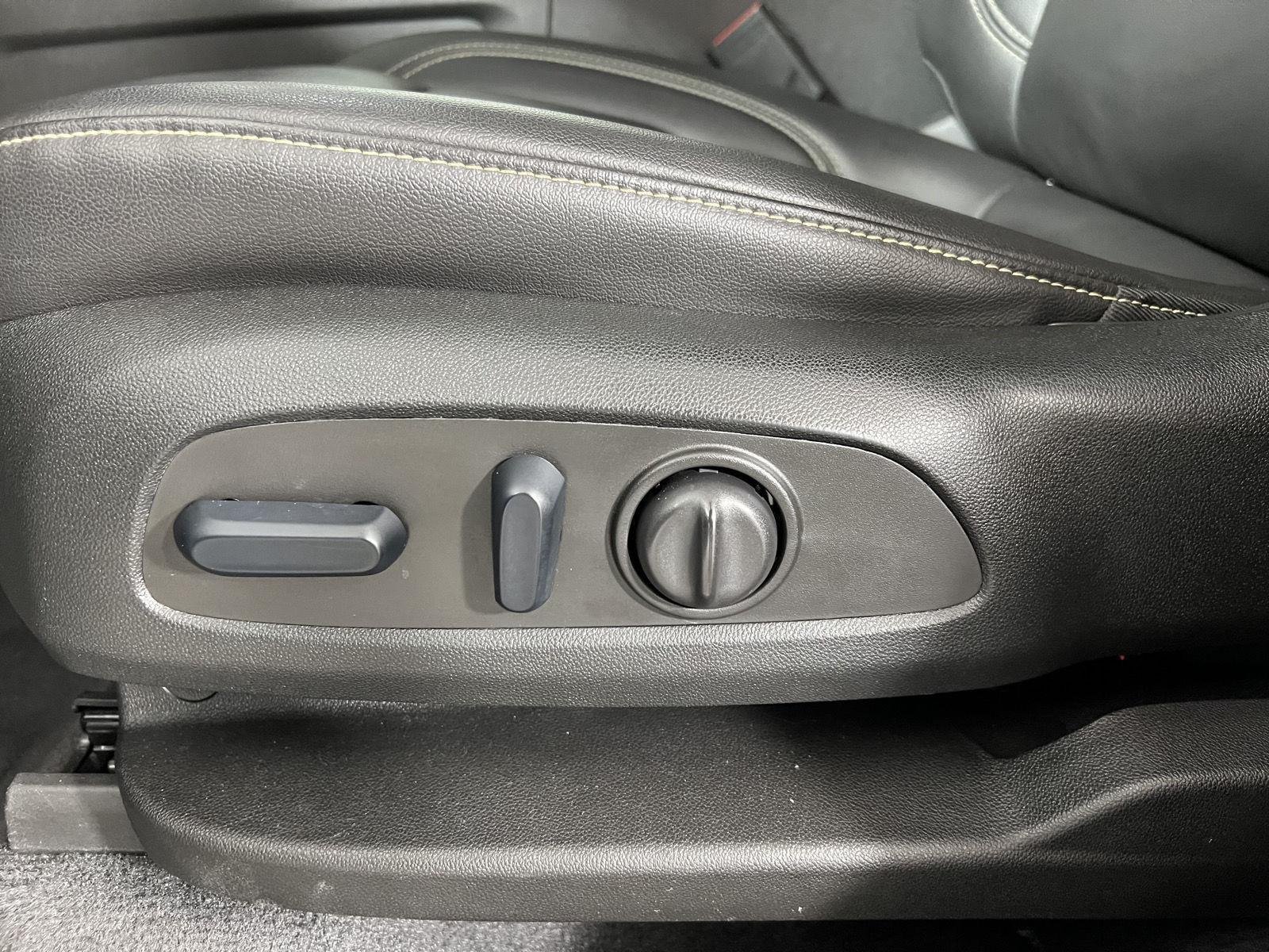 Used 2024 Summit White Chevrolet LT Leather image 16