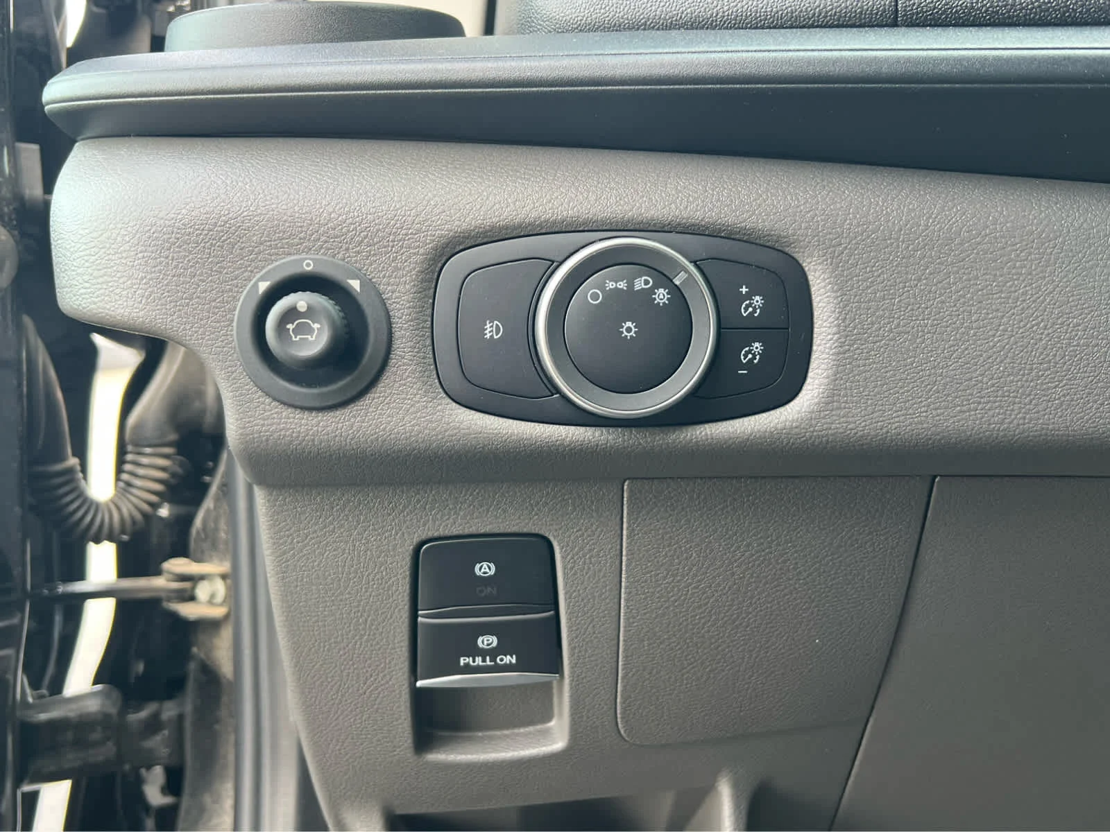 2024 Ford Transit Passenger Van XLT - Photo 27