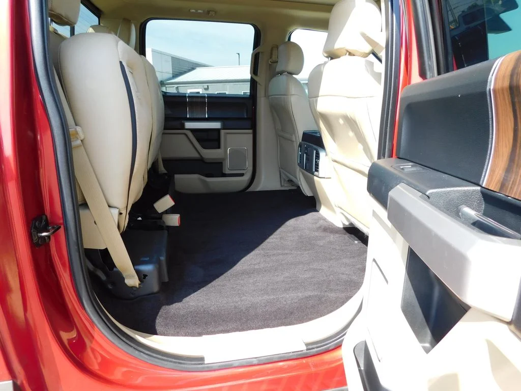 Used 2015 Caribou Metallic Ford Lariat image 27