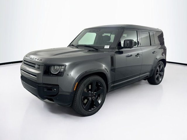 2026 Land Rover Defender 110 V8