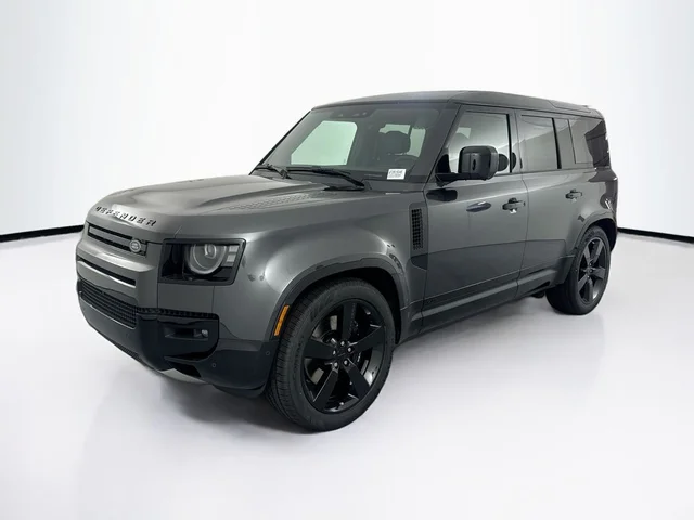 2026 Land Rover Defender 110 V8