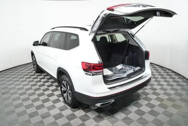 New 2026 Opal White Pearl Volkswagen 2.0T SE image 26