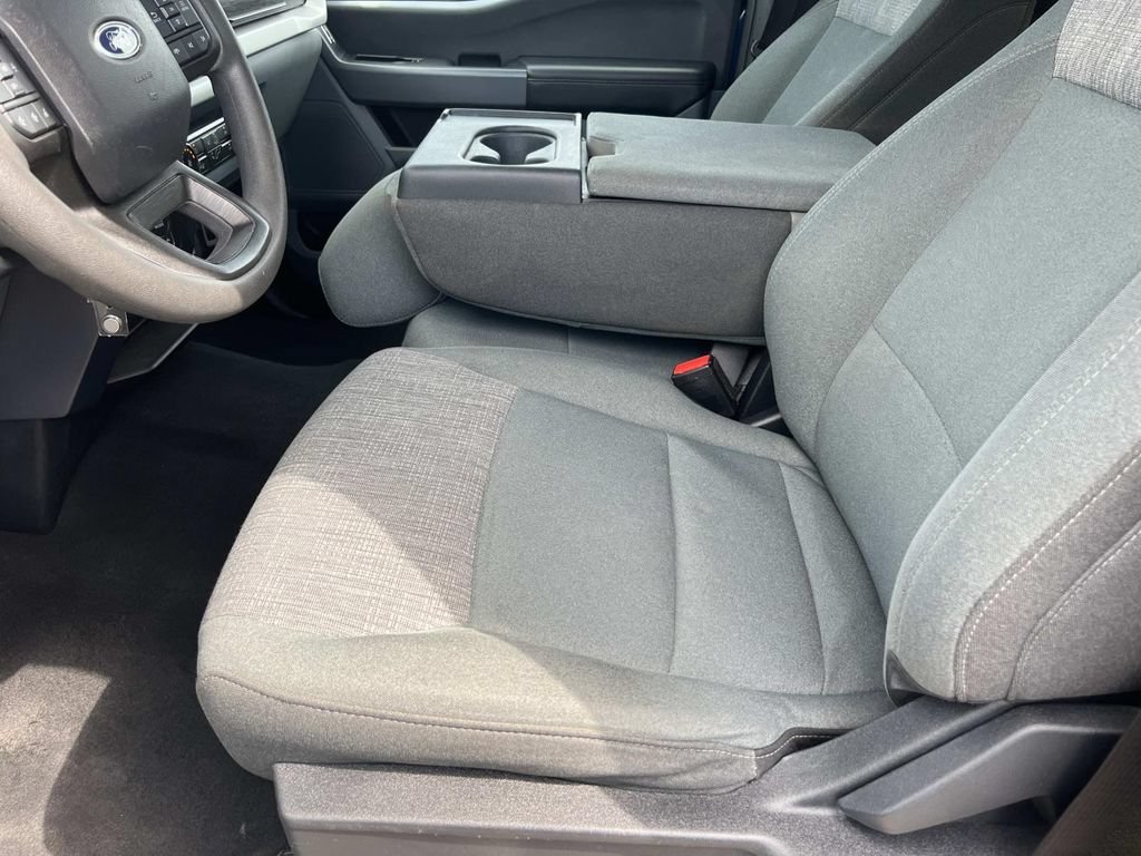 Used 2023 Blue Ford XLT image 24