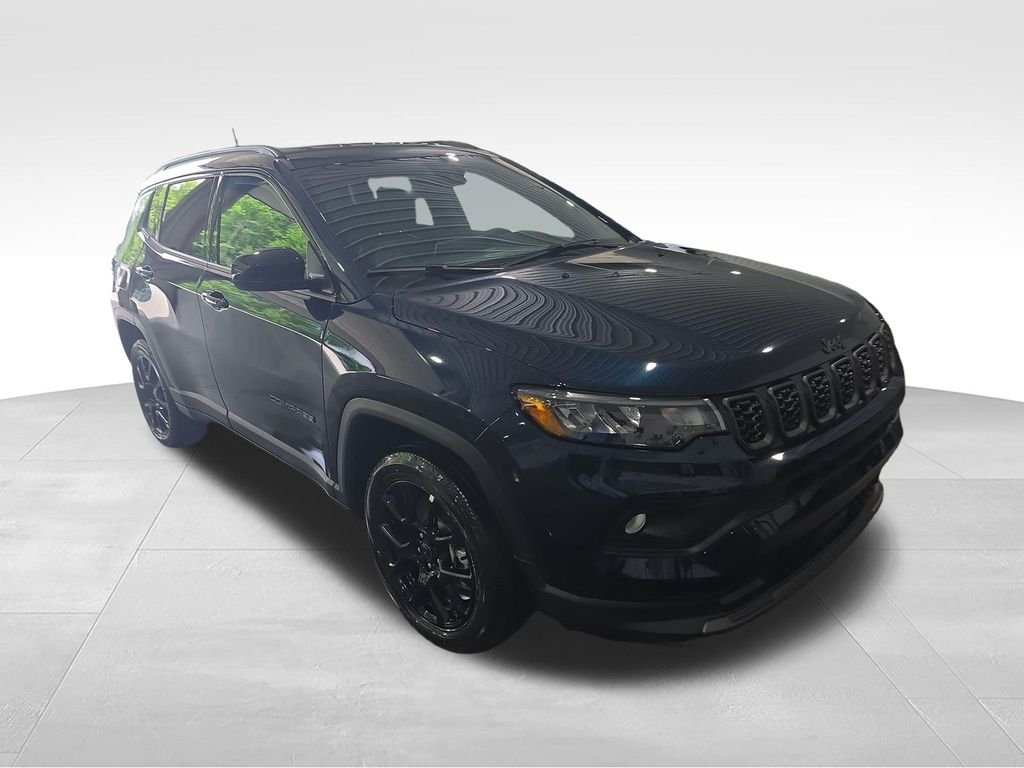 New 2026 Fathom Blue Pearl-Coat Exterior Paint Jeep Latitude image 8