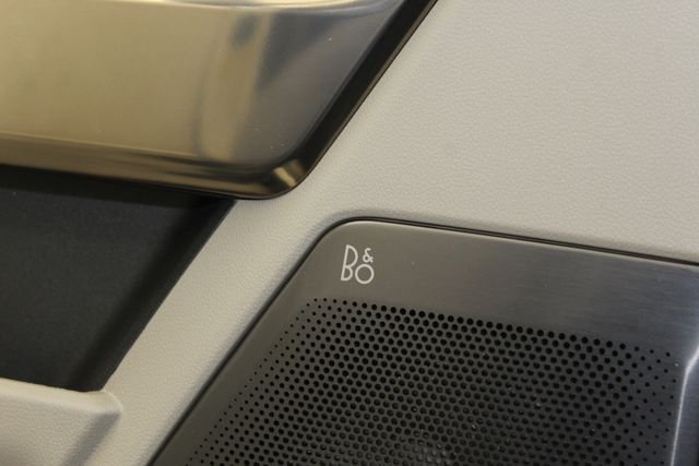 New 2026 Star White Metallic Tri-Coat Ford Platinum® image 19