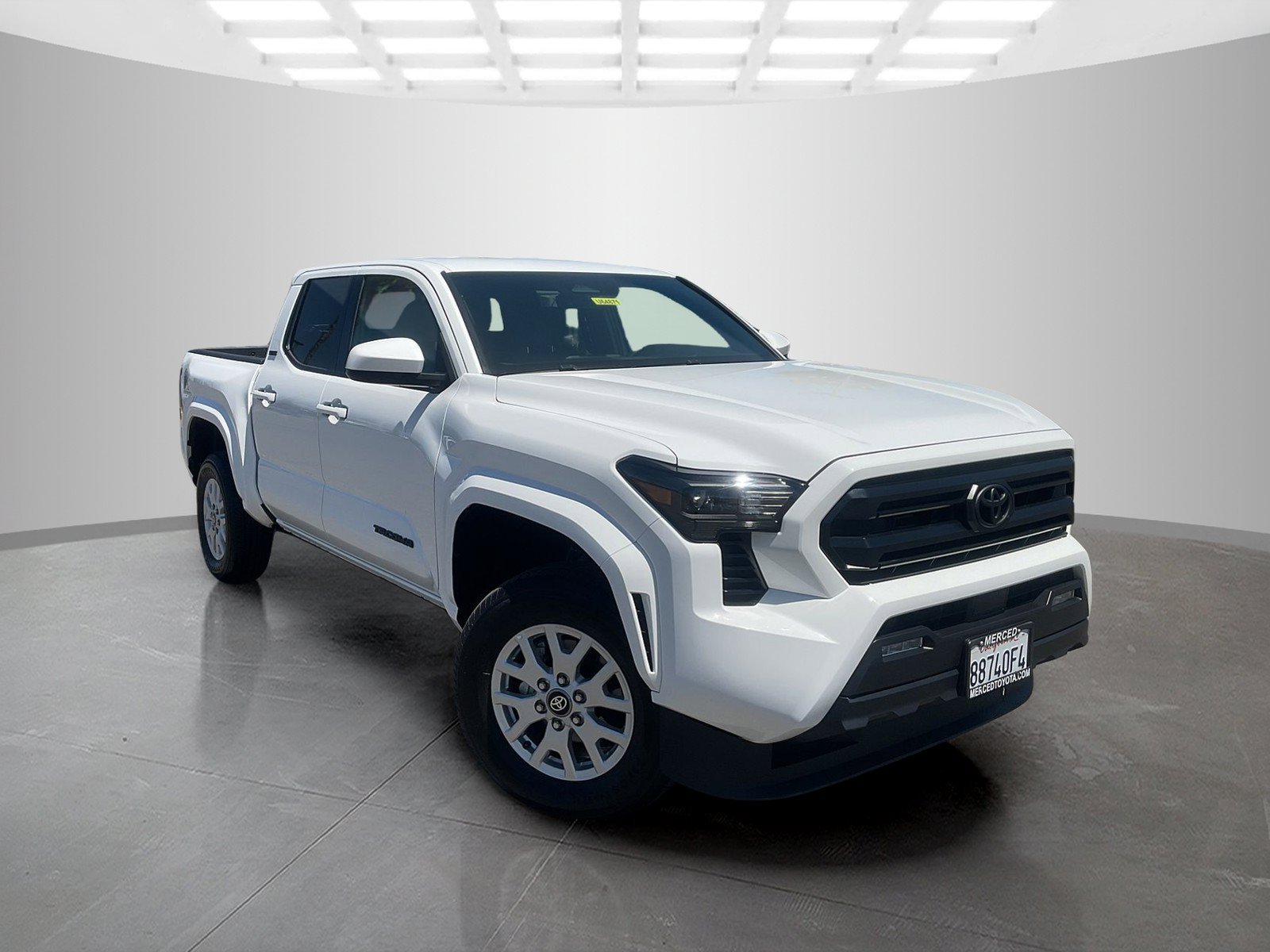Certified Used 2025 Ice Cap Toyota SR5 image 7