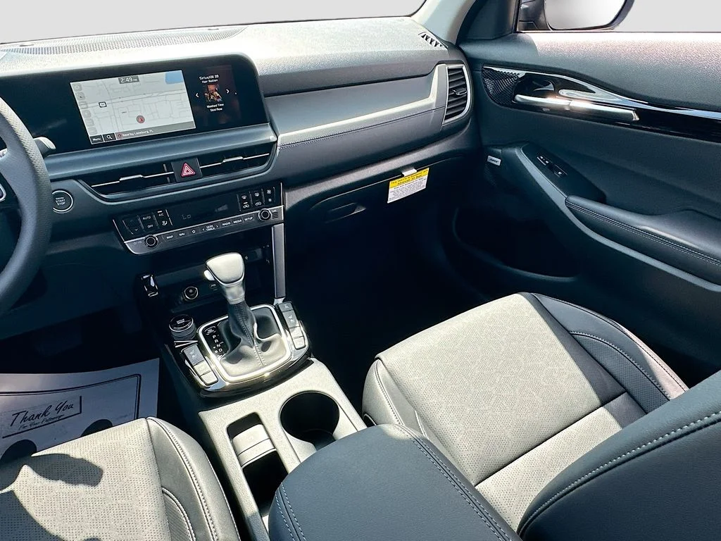 New 2026 Gravity Gray Kia SX image 25
