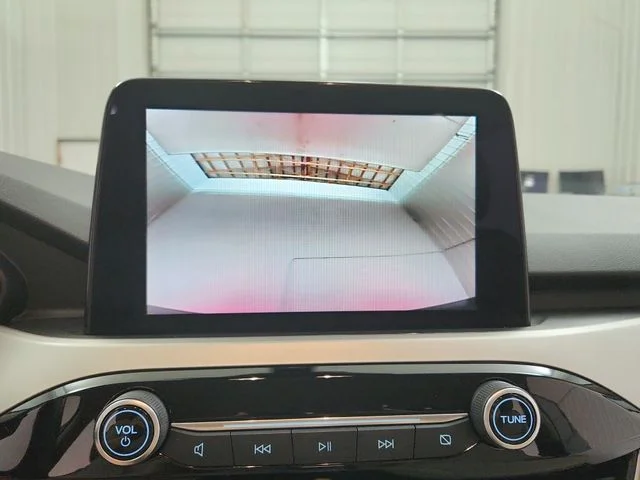 Used 2020 Gray Ford SEL image 30