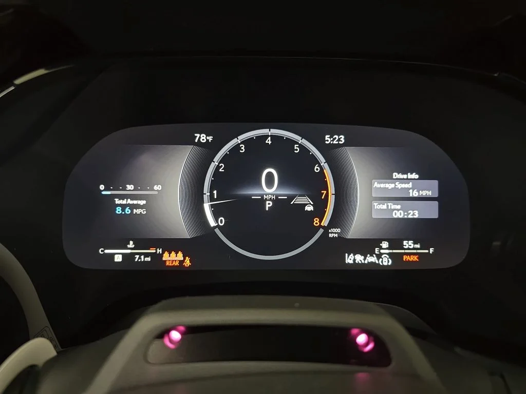 New 2026 Eminent White Pearl Lexus PREMIUM image 19
