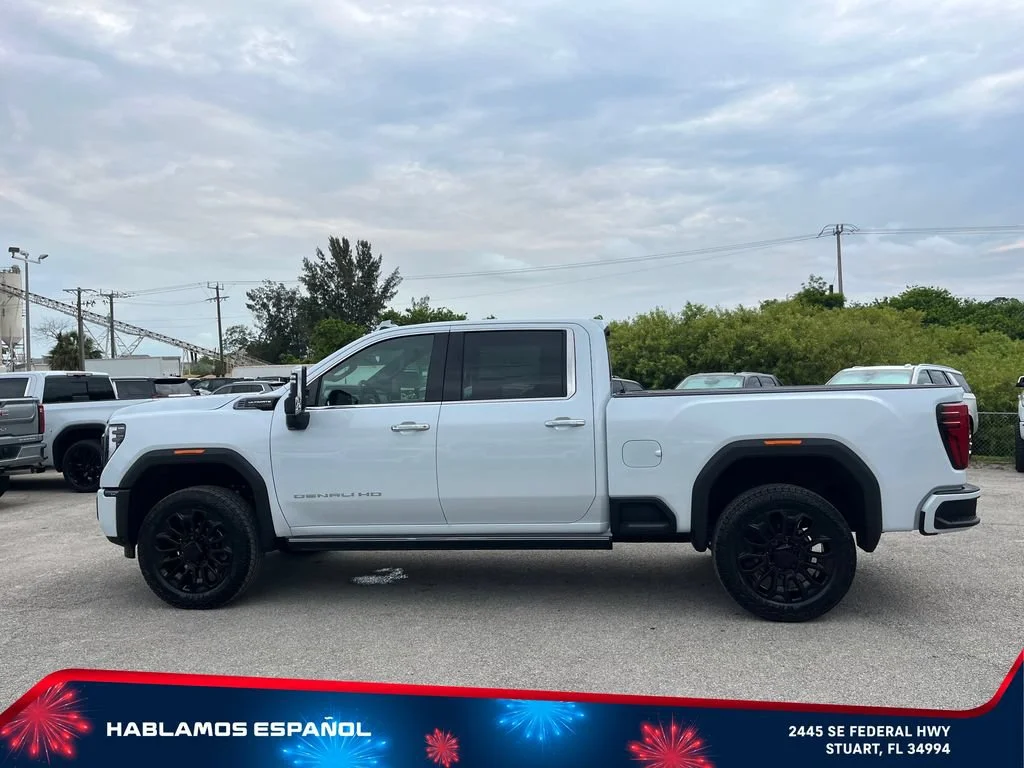New 2026 Glacier White Tricoat GMC Denali Ultimate image 4