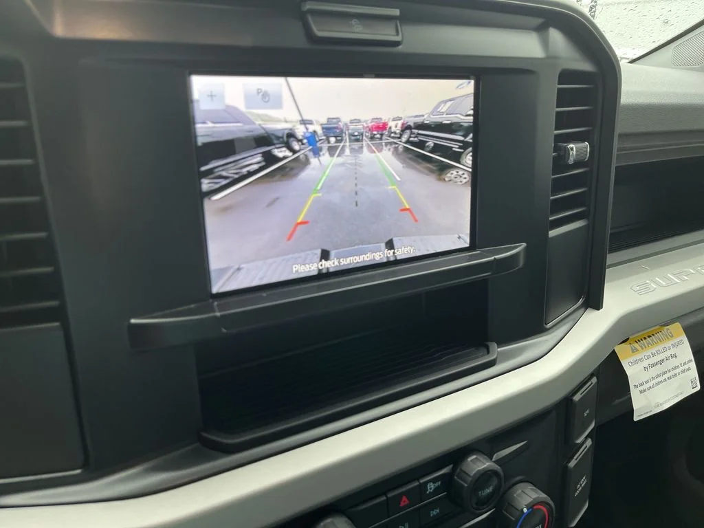 Used 2025 White Ford XL image 17