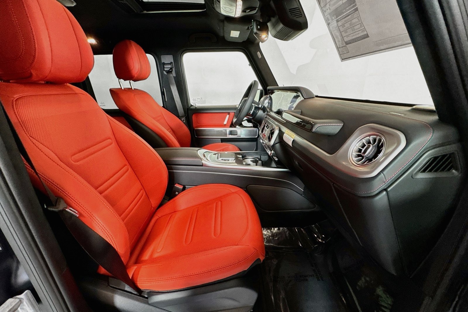 New 2027 MANUFAKTUR Night Black Magno Mercedes-Benz G 580e image 26