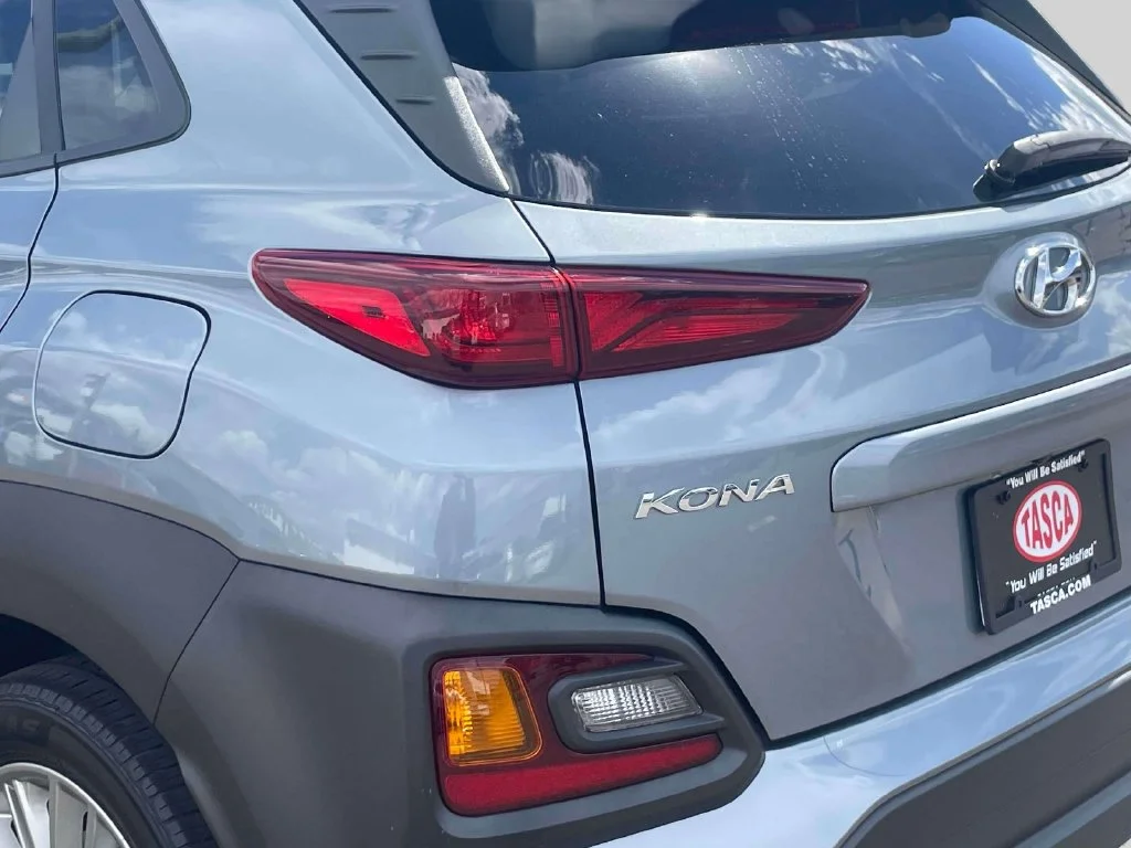 Used 2019 Silver Hyundai SEL image 11