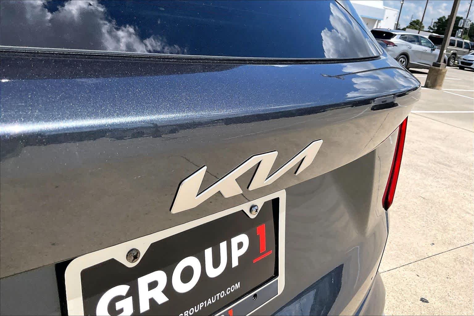 Used 2023 Gravity Grey Kia SX image 31