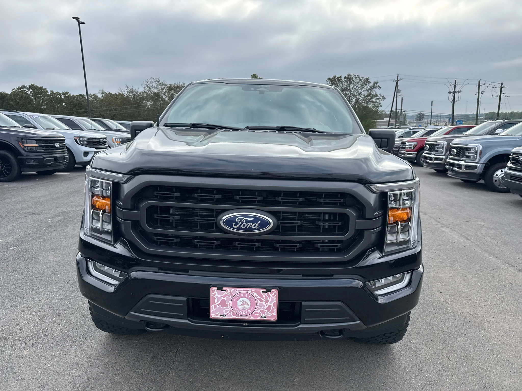 Used 2023 Agate Black Metallic Ford XLT image 2