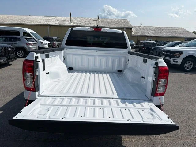 New 2026 Oxford White Ford XL image 46