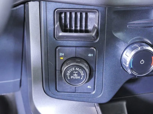 Used 2024 Black Ford XLT image 32