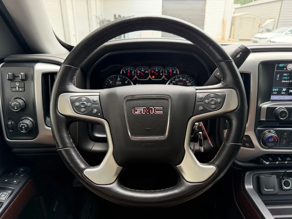 Used 2018 White GMC SLT image 12