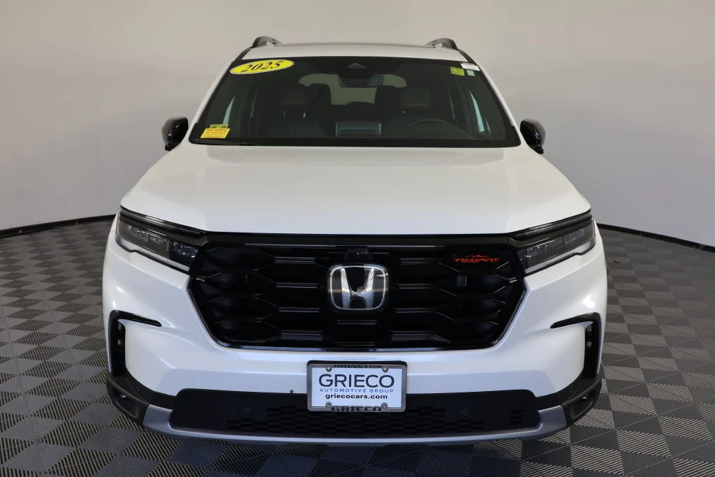 Used 2025 White Honda TrailSport image 3