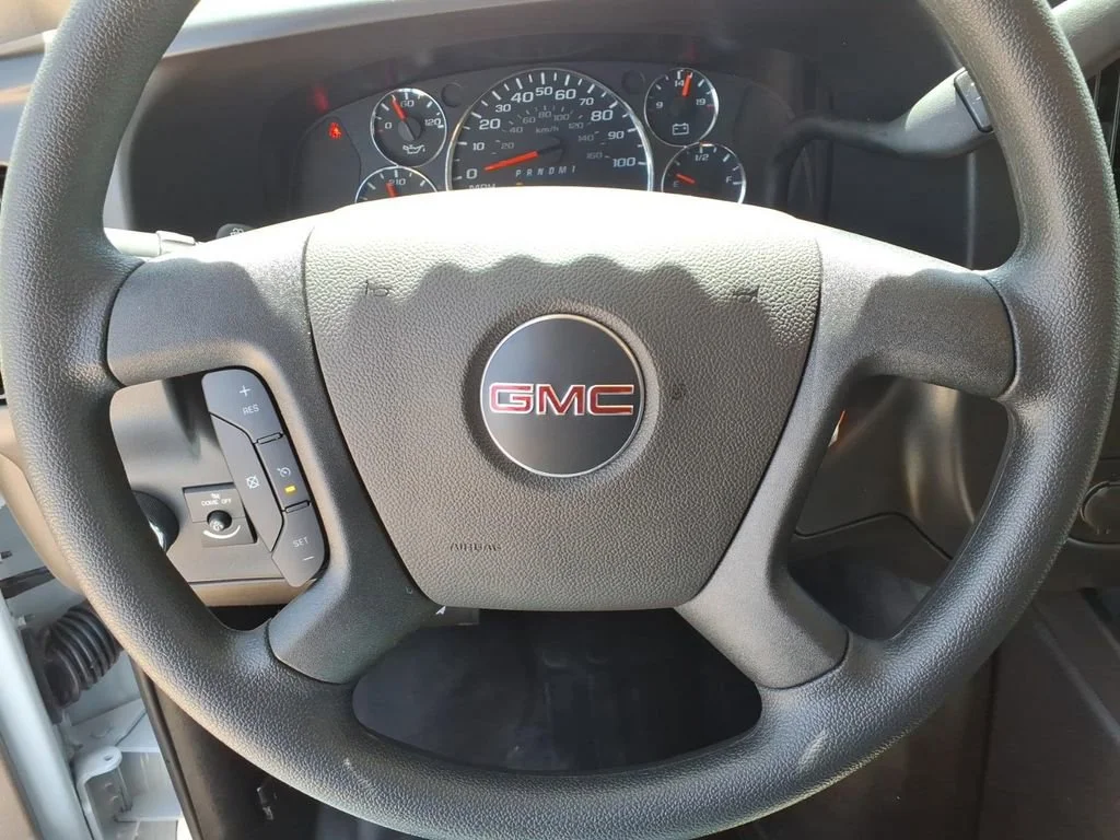 2026 GMC Savana Cargo Work Van - Photo 17