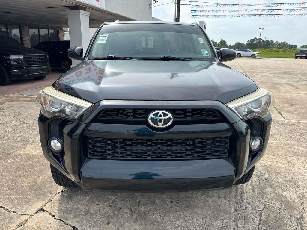 Used 2016 Black Toyota SR5 image 7