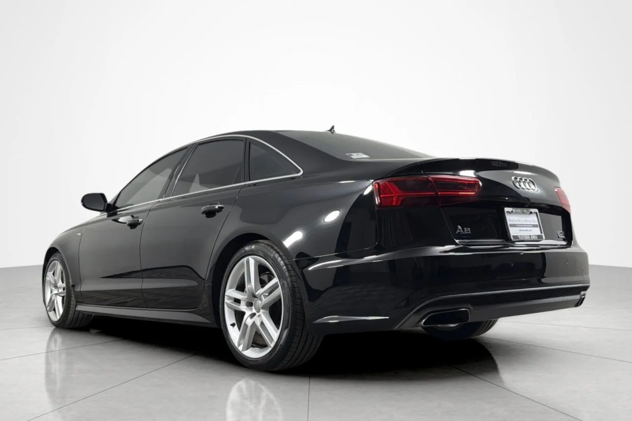 Used 2016  Audi 2.0T Premium Plus image 3