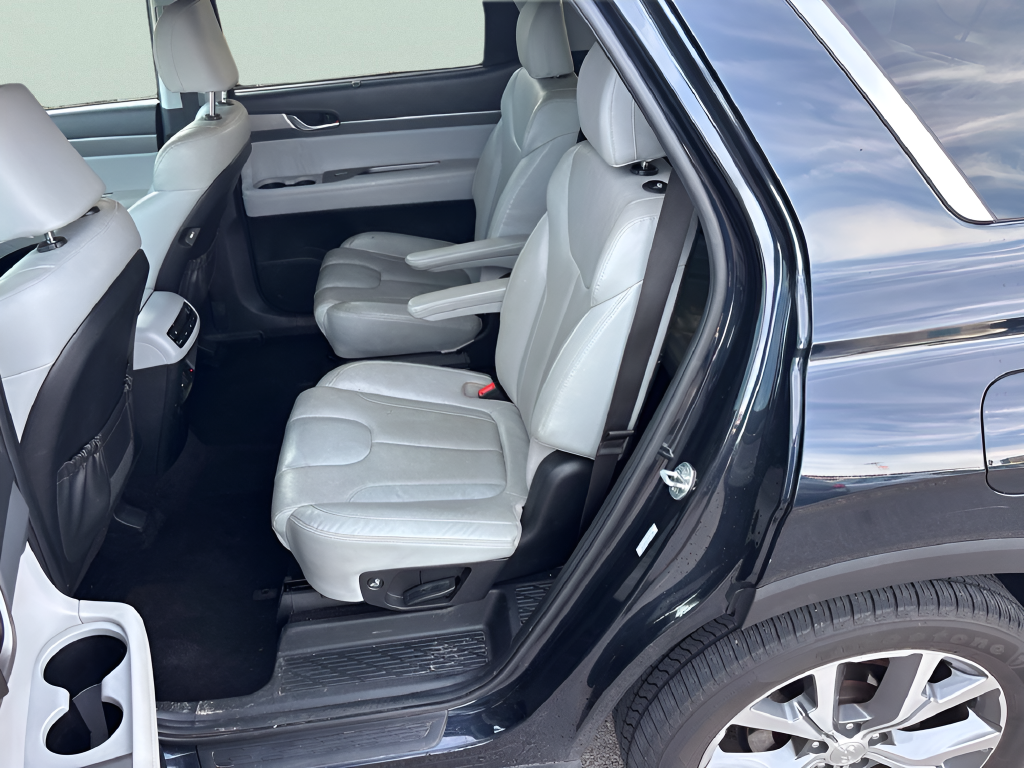 Certified Used 2022 Blue Hyundai SEL image 11