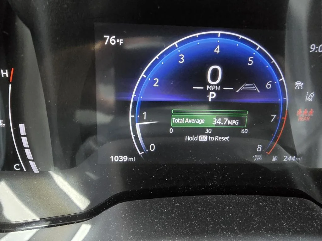 Used 2026 Off-white Toyota L image 13