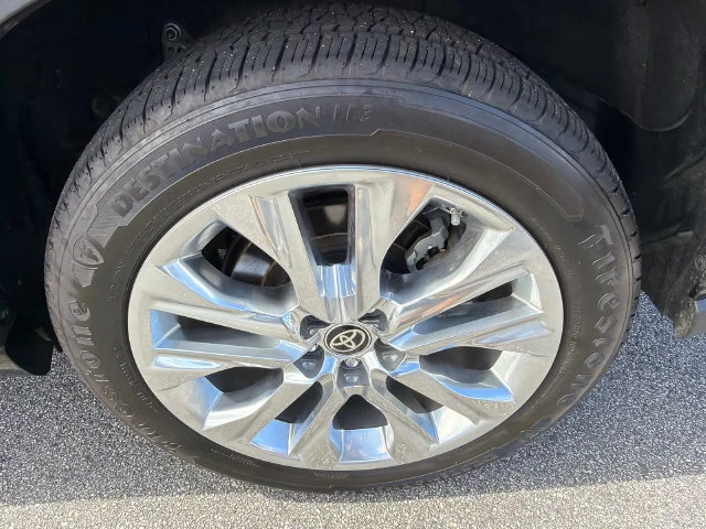 Used 2021 Black Toyota Hybrid Platinum image 20