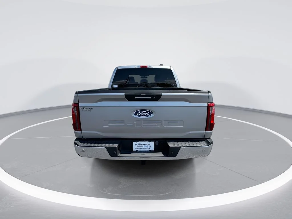 Used 2024 Silver Ford XLT image 7
