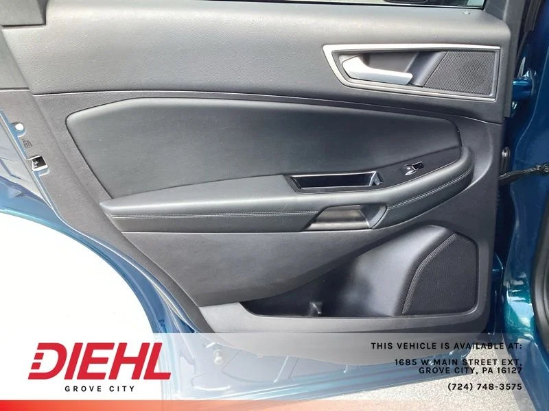 Used 2020 Green Ford SEL image 18