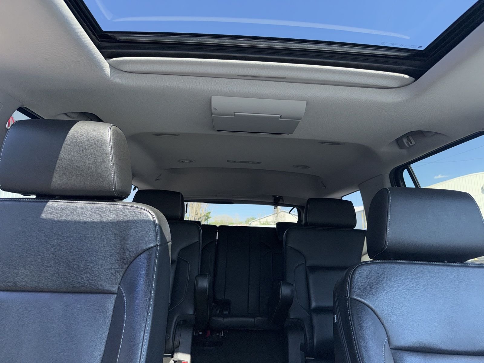 Used 2017 White Chevrolet LT image 24