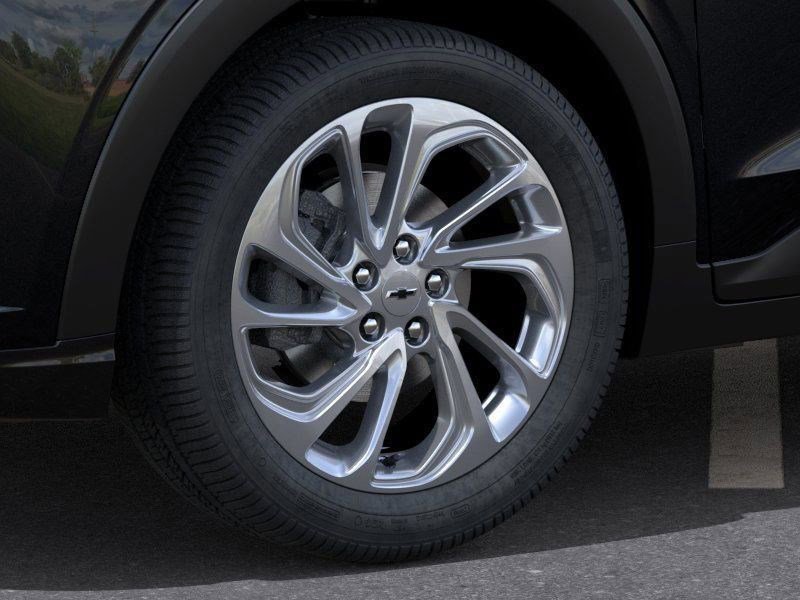 2027 Chevrolet Bolt LT - Photo 9