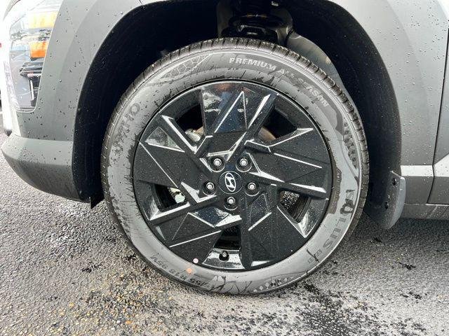 New 2026 Gray Hyundai SEL Sport FWD image 7