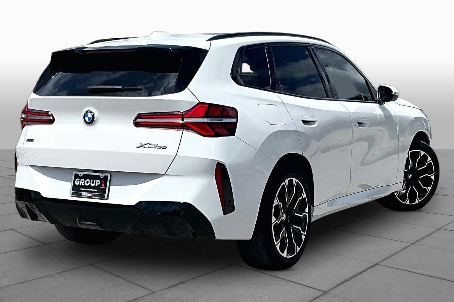 Used 2026 Alpine White BMW 30 xDrive image 12