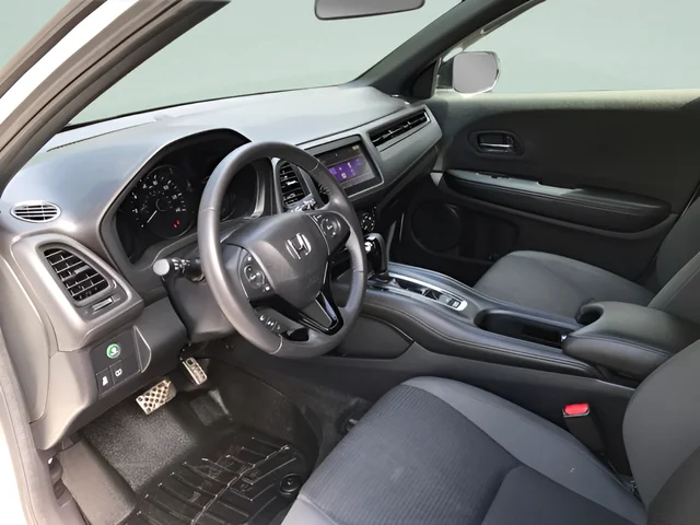 Used 2020  Honda Sport image 11