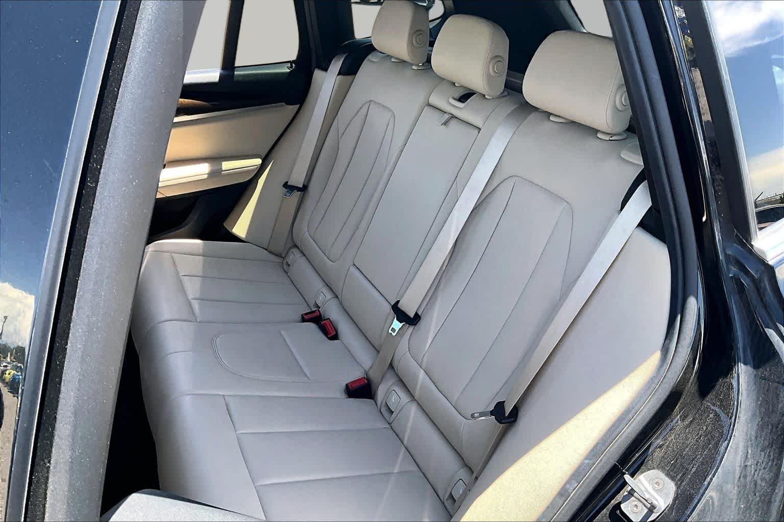 Certified Used 2019 Black Sapphire Metallic BMW sDrive30i image 18