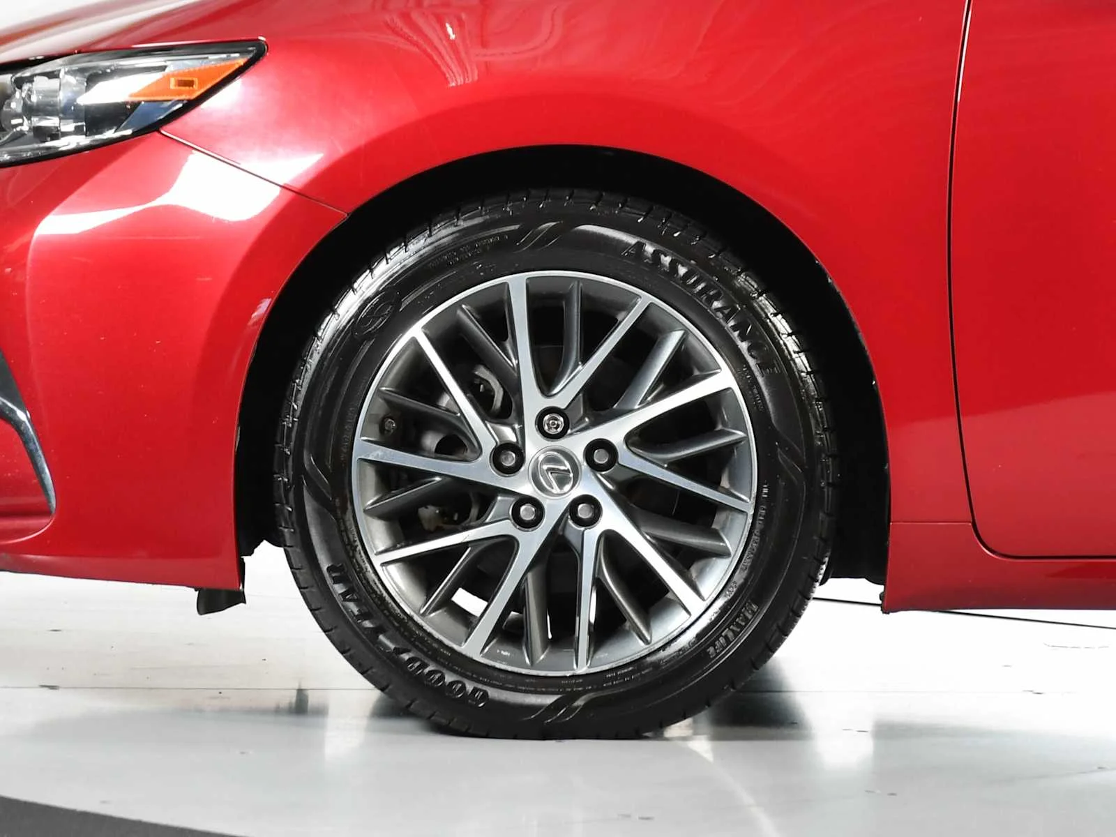 Used 2018 Matador Red Mica Lexus  image 12
