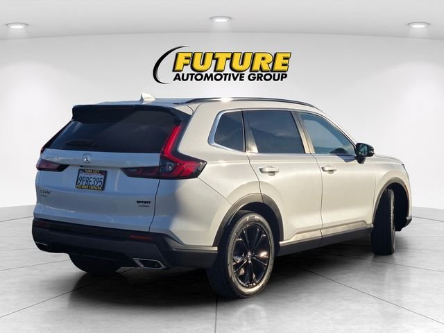 Used 2025 White Honda Sport Touring image 4