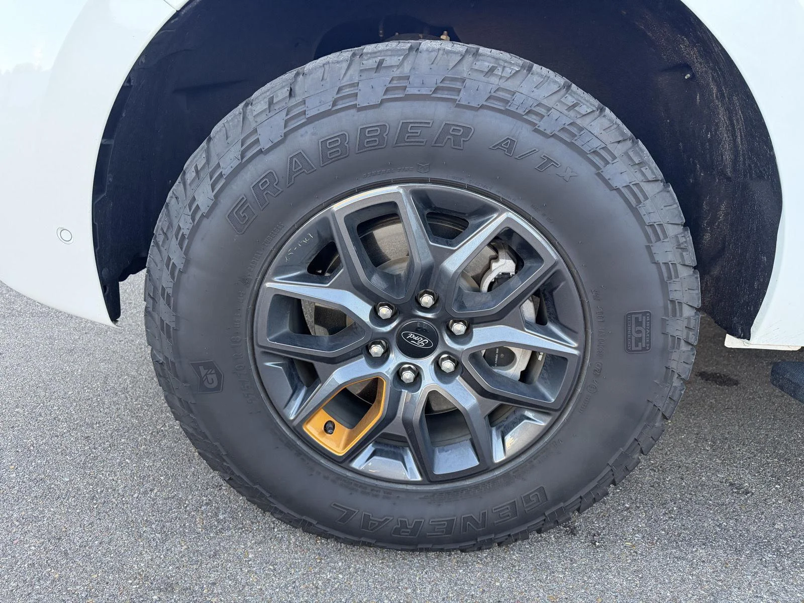 Used 2025 Star White Metallic Tri-Coat Ford Tremor image 25