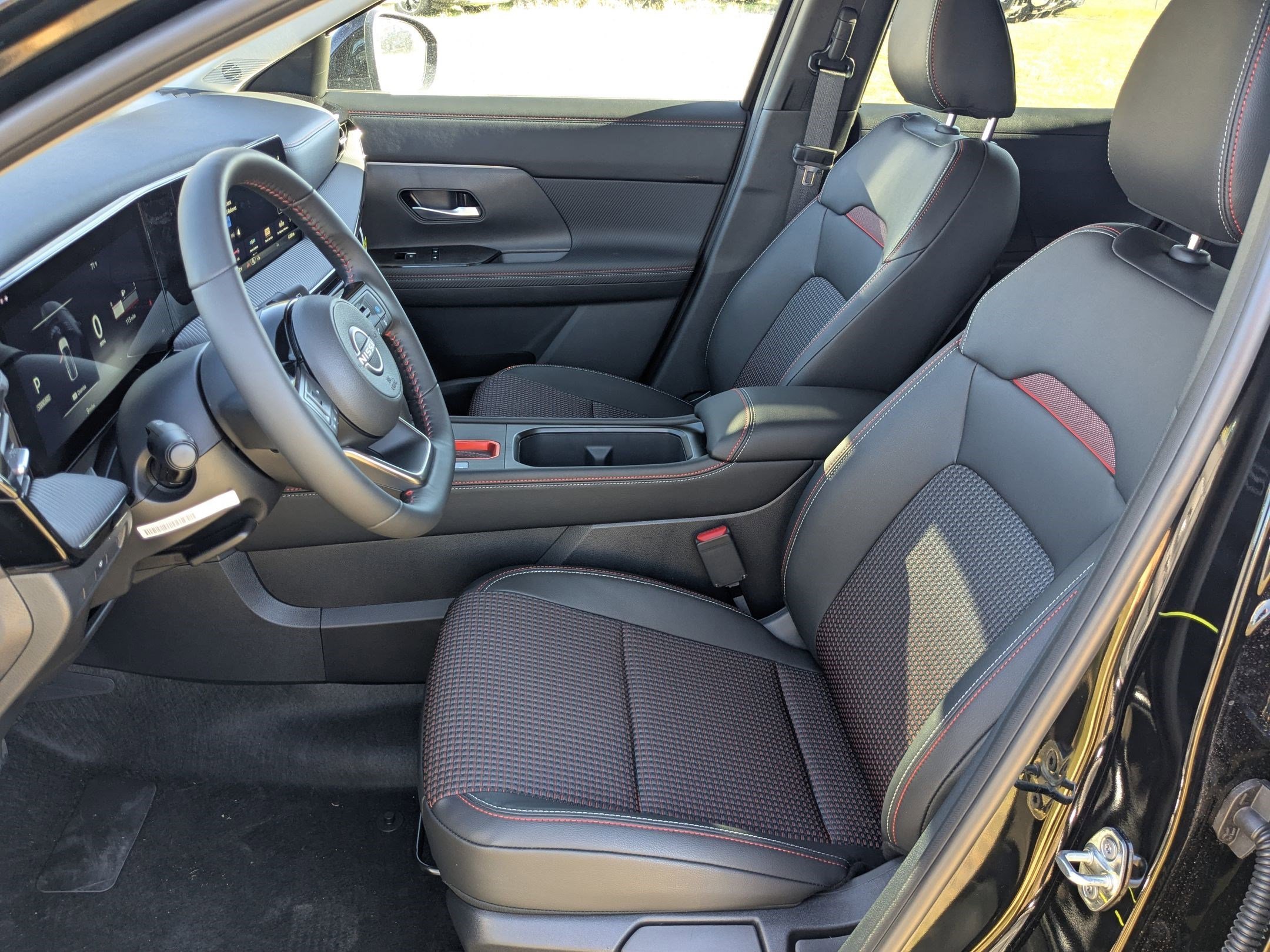 2026 Nissan KICKS SR AWD - Photo 15